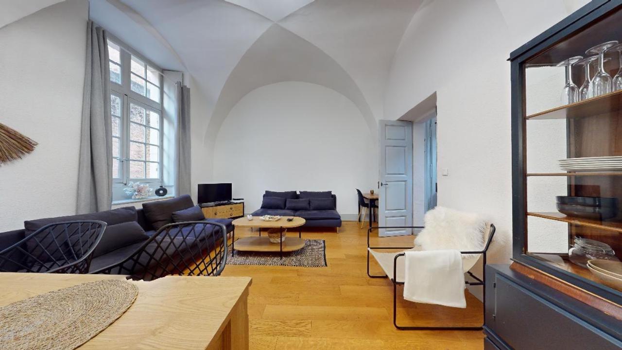 Le Prieure Appartement Dole Buitenkant foto