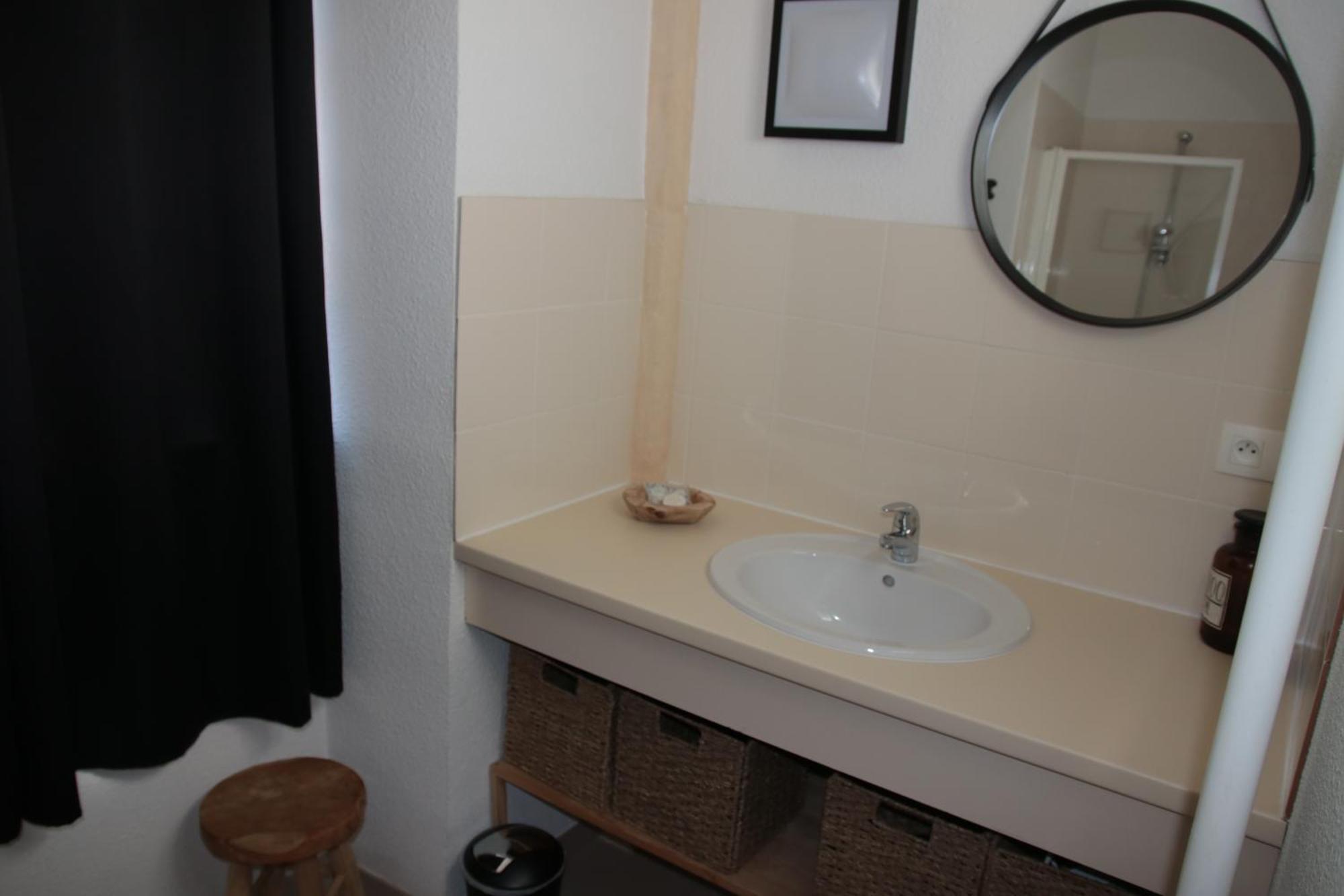 Le Prieure Appartement Dole Buitenkant foto